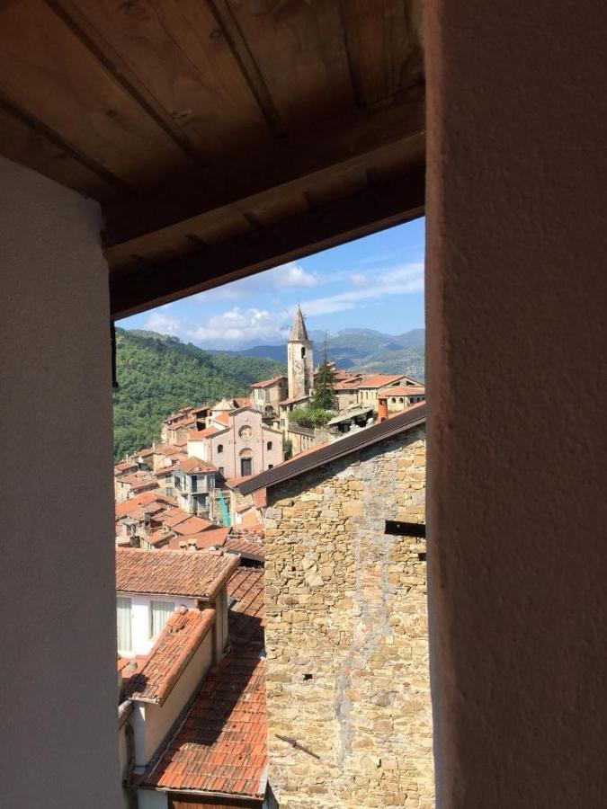 House In The Medieval Village Apricale Exteriér fotografie